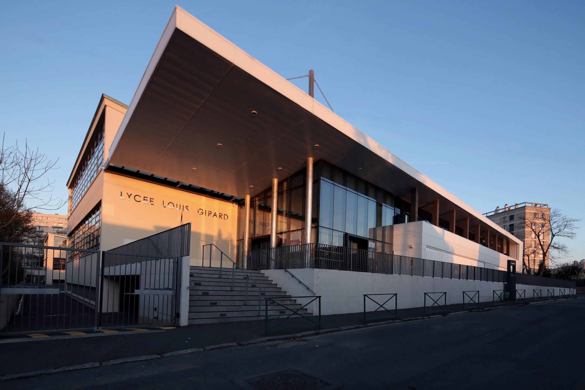 Lycée Louis Girard à Malakoff